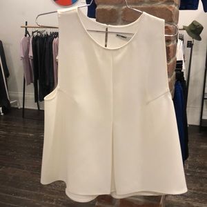 Sleeveless blouse